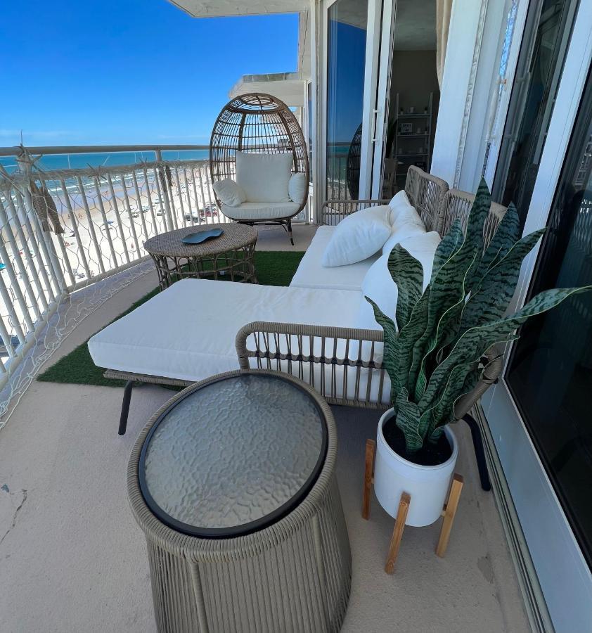 Beach Oasis 704 Lovely Daytona Ocean Front For 5 Sleeps Up To 12 Daytona Beach Esterno foto